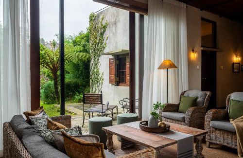 Nuwara Eliya Cama Y Desayuno | Tathya Hills - Luxe Garden Retreat In The Hills