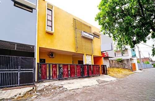 Depok Hotel | Tatti Inn Syariah Seturan RedPartner
