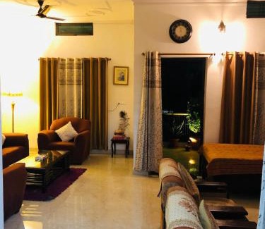 Varanasi Apartamento | Tattva Luxurious apartment
