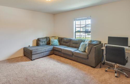 Tavares Casa | Tavares Retreat with Covered Patio and Private Yard