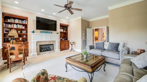 Debordieu Colony Casa | Taylor Made - just for you! Spacious retreat for the entire family! home