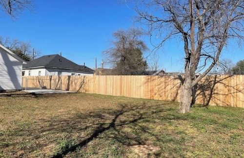 East Riverside Casa | TAYLOR PLACE-5 Minutes to Silos & Baylor