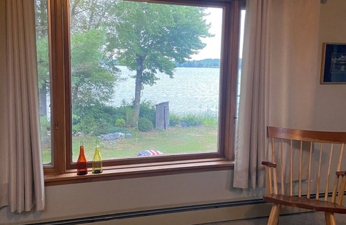 Auburn Casa | Taylor Pond Lake House with Private beach
