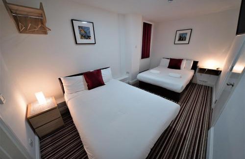 Barking Casa | TBH Hotel