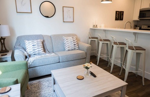 Traverse City Condominio | TC Condo with Private Rooftop!