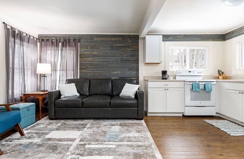Traverse City Casa | TC Tiny House Near Boardman Lake Trail