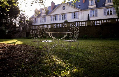 Fondettes Casa | TEA&CHILL - Le Chateau des Tourelles - heated pool, tree houses
