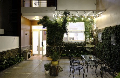 Binh Thanh Villa | Tea&Pea - Entire private house with a lovely garden