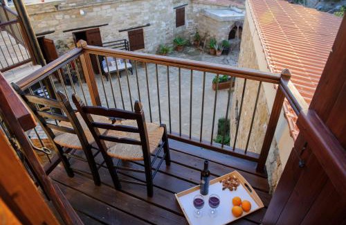 Maroni Casa | Teacher's House