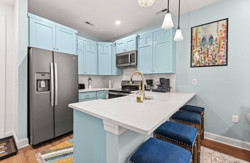 Summerville Historic District Cabaña | Teacup Cottage in the Heart of Historic Summerville