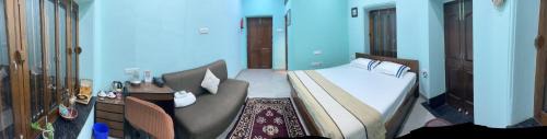 Kalighat Casa | Teakwood Suite - Nokha House