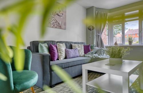Seisdon Casa | Team Accomodation 4 Bedroom Free Parking WiFi Moseley Birmingham near City Centre NEC BHX