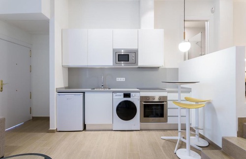 Capuchinos Apartamento | Teatro Suites Málaga URBAN FLAT