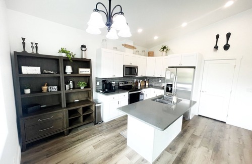 Moses Lake Casa | Tee Box Retreat - Home in The Legacy Golf Course