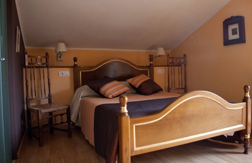 Coana Cama Y Desayuno | Habitacion Teixedo - Apartamentos Rurales Los Galpones