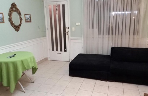 Trelew Apartamento | Tejas rojas