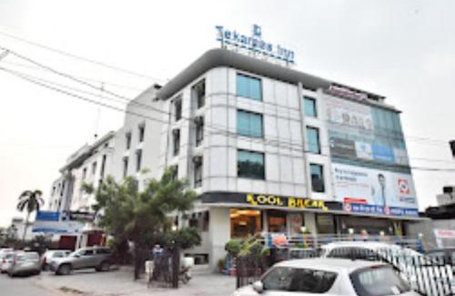 Hazratganj Hotel | Tekareesinn,Lucknow