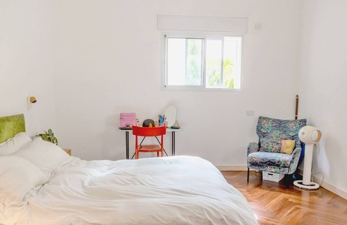 Tel Aviv City Center Casa | Tel Aviv Center Seaside Villa: A Pool & Rooftop, 1 min to Ha'Carmel & the Beach
