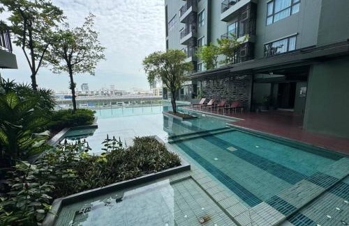 Thon Buri Apartamento | Tela condo ตากสินสาทร