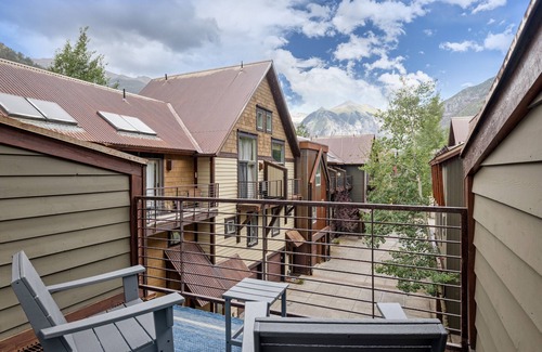 Telluride Apartamento | Telluride Resort View at Double Diamond, Ski-in/out, mountain views and hot tub!