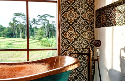 Singakerta Villa | Tembaga Villa by EVDEkimi - Designer villa with Pool and Breathtaking Rice field View