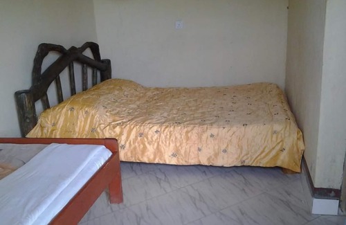 Kasese Cabina | Tembo Safari Lodge