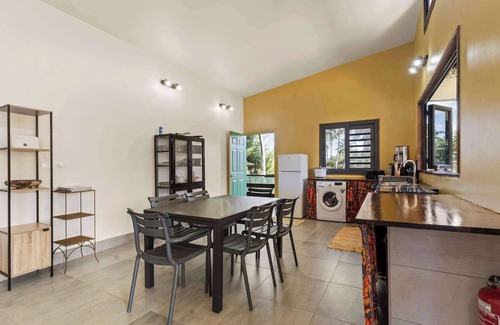 Afaahiti Casa | Temenino Pihiti Secluded Bungalow