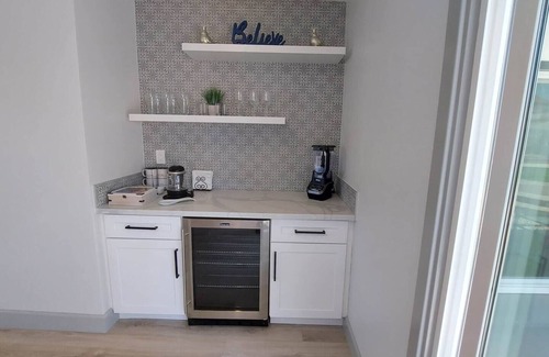 Camarillo Casa | Temp Housing For Insurance/Work/Travel/Remodel!