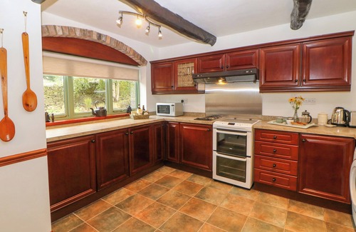 Beeley Cabaña | TEMPERANCE CROFT, romantic, with a garden in Chesterfield