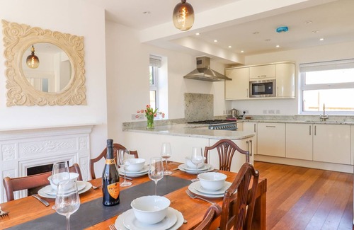 Sidmouth Cabaña | Temple House