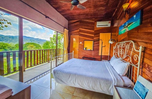 Rawang Villa | Templer Park Rainforest Retreat