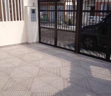 Vila Anhanguera Casa | Temporada na praia em Mongaguá sp