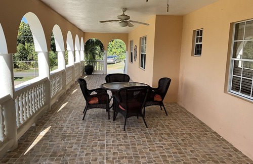 Estate William Casa | Ten minute walk to the beach and with beautiful sunsets