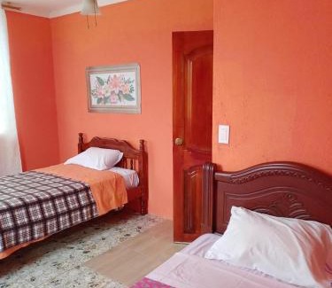 Tena Casa | Tena - 4 Beds - Sleeps 12 - Pet Friendly - Hot Tub