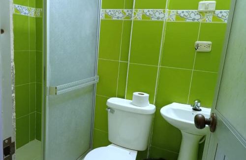 Tena Casa | Tena - 4 Beds - Sleeps 12 - Pet Friendly - Hot Tub