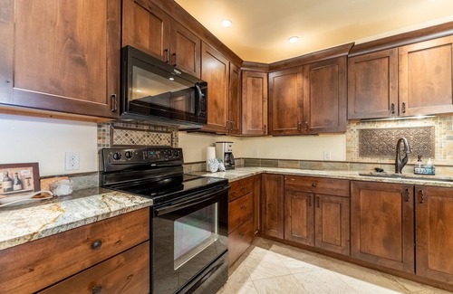 Mountain House Condominio | Tenderfoot Lodge by Summit County Mountain Retreats
