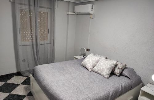 Jaén Apartamento | Teniente Bago con opción de aparcamiento