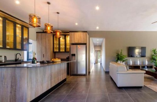 Hammanskraal Villa | Tenkudu Bush Lodge