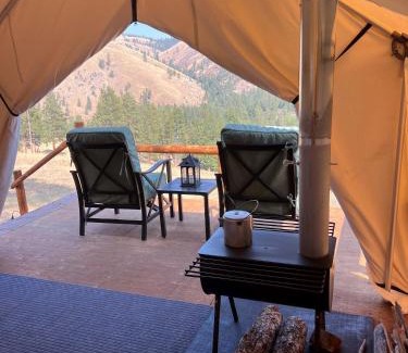 Conner Otro | Tent 1 Oxen-Le-Fields Montana