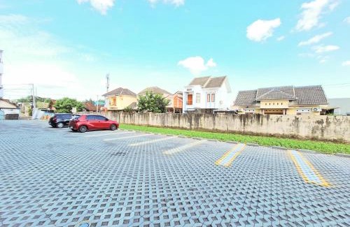 Depok Hotel | Tentram Guesthouse near Amikom Mitra RedDoorz