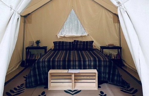 Blairsville Alquiler De RV | Tentrr Signature Site - Fareful Glamp