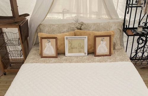 Bluff City Alquiler De RV | Tentrr Signature Site - Southern Belle "Hotel" at The Stickley Farm