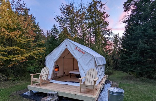 New London Alquiler De RV | Tentrr Signature Site - Secluded Retreat - Main Street Meadows