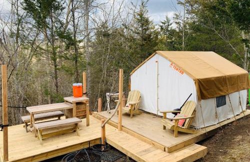 Glace Otro | Tentrr Signature Site - Beaverdam Falls - Top of the Rock - Coleman Outfitted Site