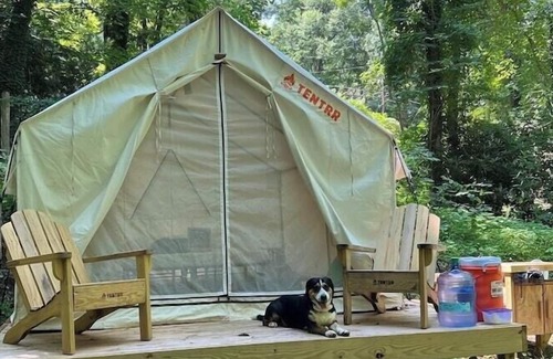 Lynn Alquiler De RV | Tentrr Signature Site - Creekside Campsite at Silver Creek
