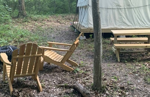 Wayland Alquiler De RV | Tentrr Signature Site - Hawkeye Hideaway