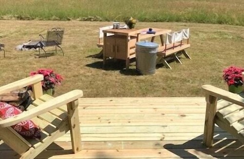 Sunday River Area Alquiler De RV | Tentrr - Lone Mountain Farm Camping