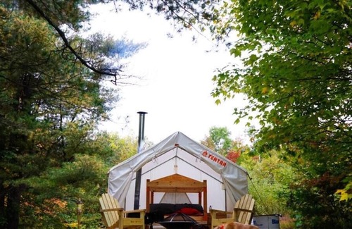 Buckfield Alquiler De RV | Tentrr - Mt rayado ME superior. Acampar