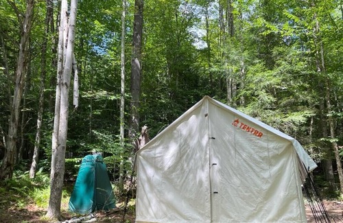 Fletcher Alquiler De RV | Tentrr Signature Site - Kindred Brookside Camp