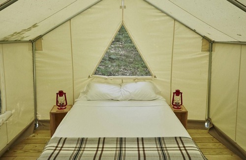 Ashfield Alquiler De RV | Tentrr Signature Site - Serenity at Camp Temike
